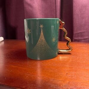 Starbucks Festive 2025 Christmas Green Mug with Gold Tree and Star Handle